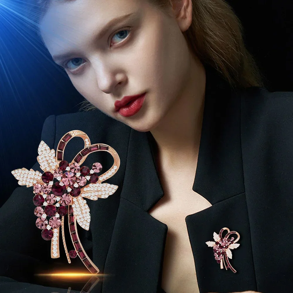 Bow Brooch Rhinestone Flower Brooches for Women Large Bowknot Brooch Pin Simple Fashion Jewelry Wedding Pin Corsage Accessories
Bow Brooch Rhinestone Flower Brooches for Women Large Bowknot Brooch Pin Simple Fashion Jewelry Wedding Pin Corsage Accessories