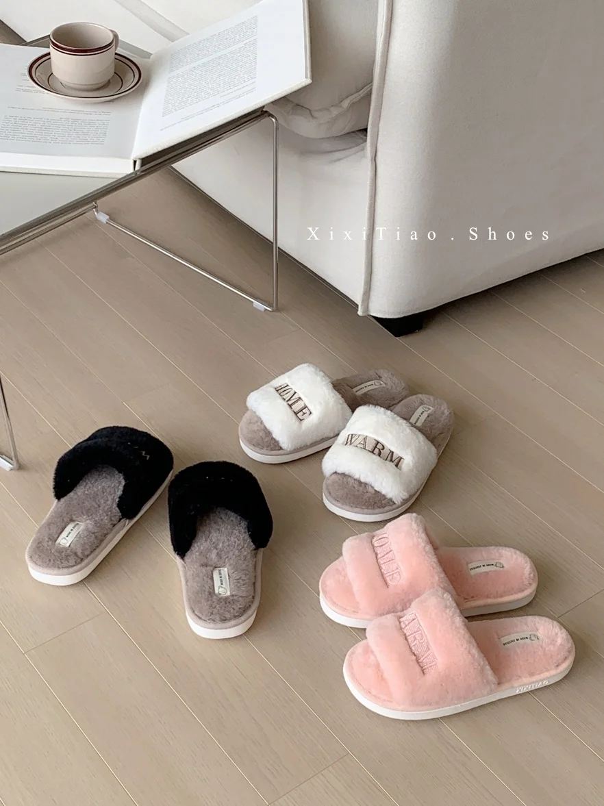 Home Plush Slippers For Women In Autumn And Winter 2023 Ins Indoor Cotton Slippers Letters Embroidery Thick Soft Sole Slipper
Home Plush Slippers For Women In Autumn And Winter 2023 Ins Indoor Cotton Slippers Letters Embroidery Thick Soft Sole Slipper