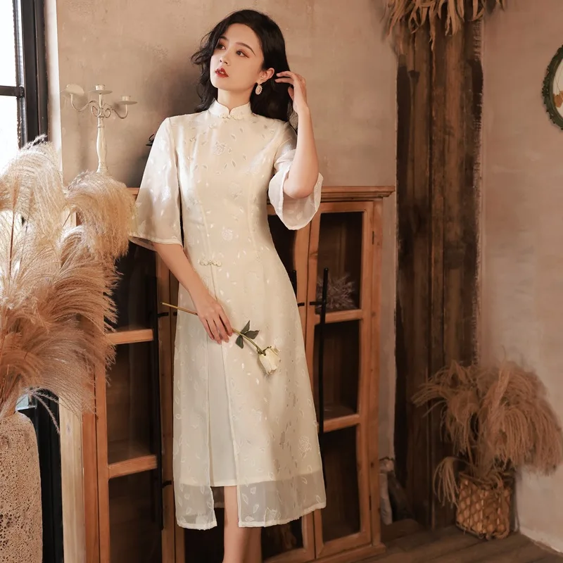 AO Dai Summer Qipao Elegant Split Dress Women Traditional Mandarin Collar Cheongsam Sexy Chinese Style Dreses Vestidos
AO Dai Summer Qipao Elegant Split Dress Women Traditional Mandarin Collar Cheongsam Sexy Chinese Style Dreses Vestidos