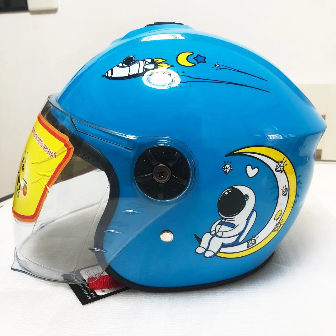 Children's Electric Car Helmet Boy Summer Ultra-light Child Four Seasons Portable Primary Battery Car Half Helmet 45-55cm
Children's Electric Car Helmet Boy Summer Ultra-light Child Four Seasons Portable Primary Battery Car Half Helmet 45-55cm