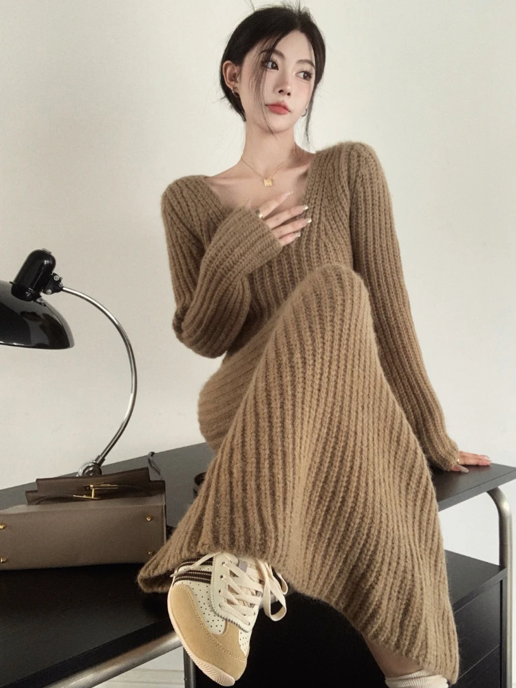 Korean Fashion Sweater Dress Women Autumn Winter Loose Solid Color V-neck Full Sleeve Casual Long Dresses Vintage Vestidos Mujer
Korean Fashion Sweater Dress Women Autumn Winter Loose Solid Color V-neck Full Sleeve Casual Long Dresses Vintage Vestidos Mujer