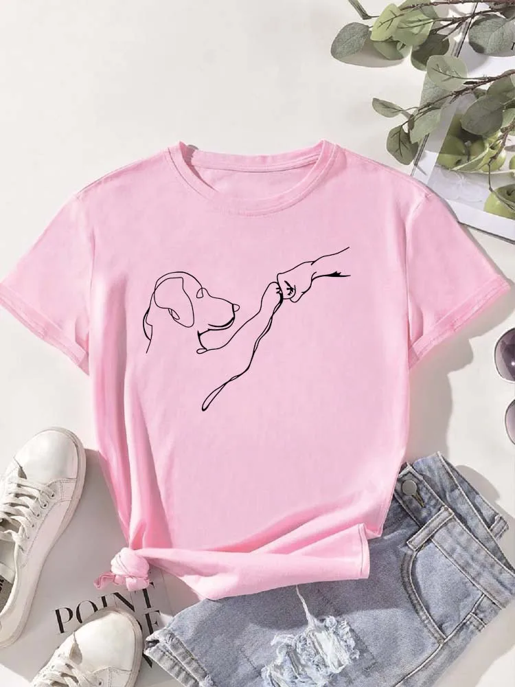 الكلب والأشخاص لكمة اليد الجرافيك المطبوعة المرأة تي شيرت قصيرة الأكمام طاقم الرقبة عارضة أعلى للملابس النسائية الصيف الكلب والأشخاص لكمة اليد الجرافيك المطبوعة المرأة تي شيرت قصيرة الأكمام طاقم الرقبة عارضة أعلى للملابس النسائية الصيف