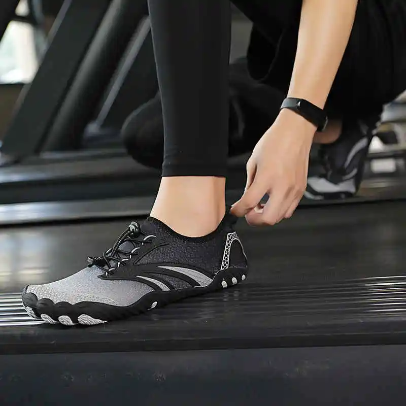 Size 4.5 Chunky Sandals Casual Leather Slippers For Men Designer Luxury 2023 Beach Shoe Net Men's Sneakers Chunky Soles Tennis
Size 4.5 Chunky Sandals Casual Leather Slippers For Men Designer Luxury 2023 Beach Shoe Net Men's Sneakers Chunky Soles Tennis