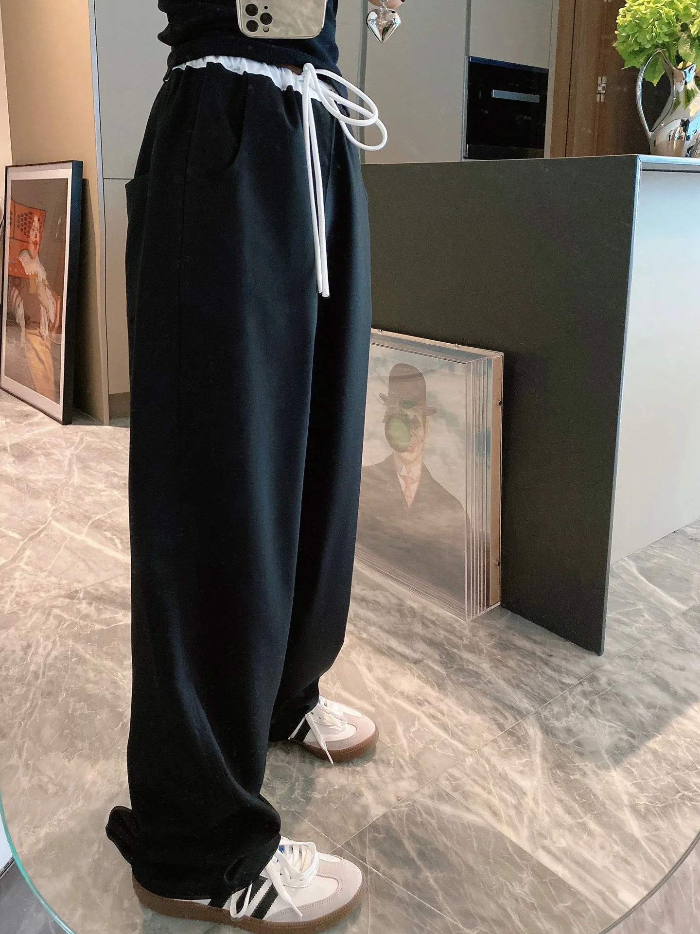 New women's clothing for spring And summer 2023 Contrast Color White Waist Drawstring Wide-Leg Straight Pants 0422
New women's clothing for spring And summer 2023 Contrast Color White Waist Drawstring Wide-Leg Straight Pants 0422