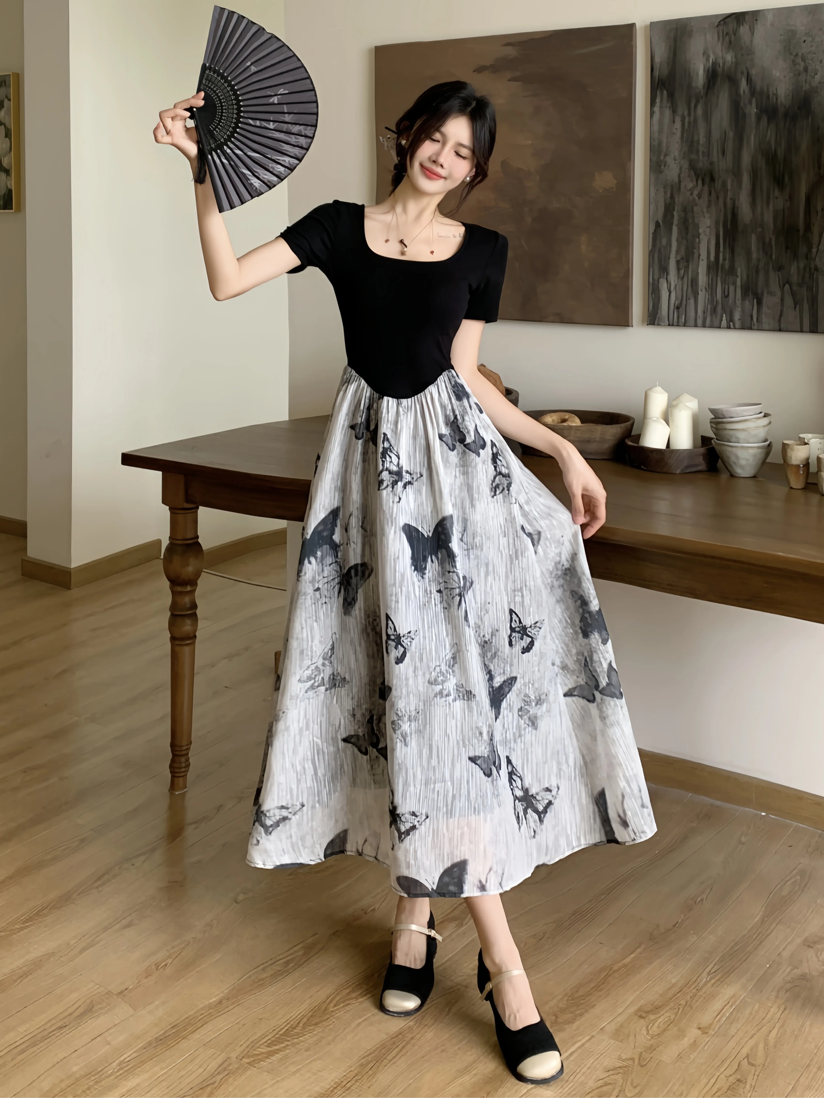 Summer New Chinese Ink Butterfly Knitted Spliced Waist Slimming Fake Two Piece Dress Long Dress
Summer New Chinese Ink Butterfly Knitted Spliced Waist Slimming Fake Two Piece Dress Long Dress