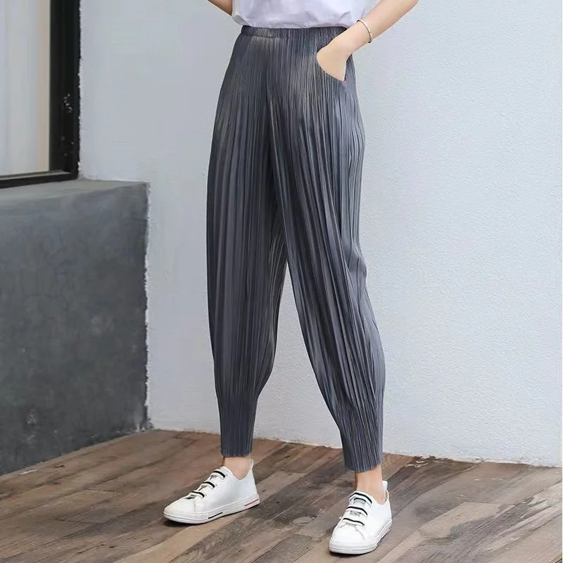 Pleated Pants Casual Radish Feet Pants Women Slim Nine Point Harlan Pants Summer Solid Casual Versatile Lantern Pants Female
Pleated Pants Casual Radish Feet Pants Women Slim Nine Point Harlan Pants Summer Solid Casual Versatile Lantern Pants Female