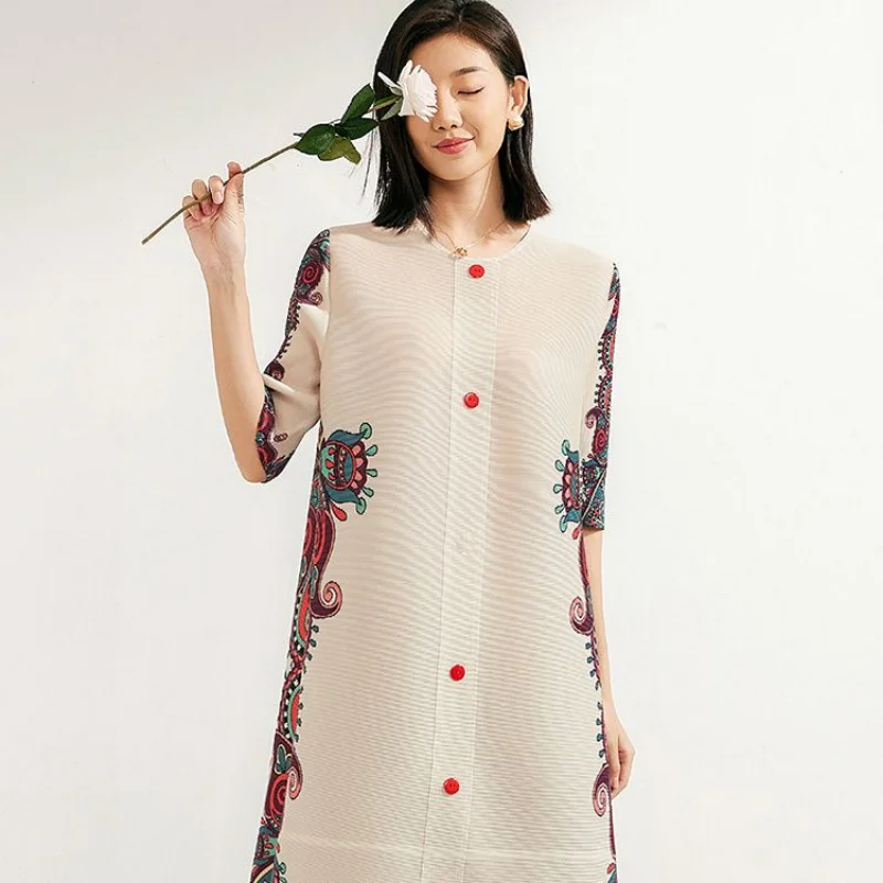 Pleated Dress Female 2023 Spring and Autumn O Neck Lady Temperament Wear Reduced Age Loose Slim Cardigan Dress Female Tops
Pleated Dress Female 2023 Spring and Autumn O Neck Lady Temperament Wear Reduced Age Loose Slim Cardigan Dress Female Tops
