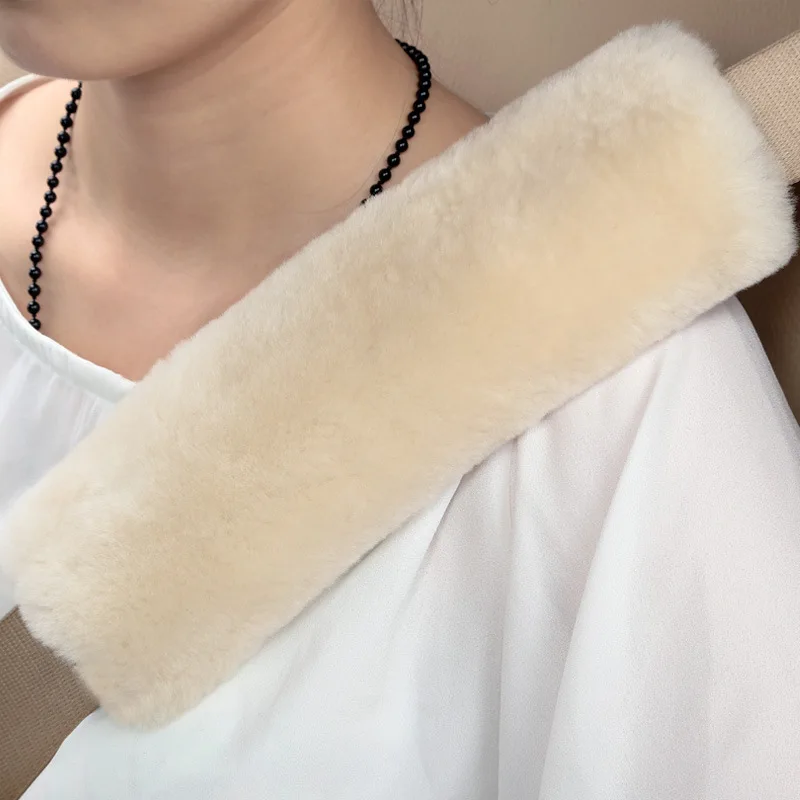 Soft Warm Car Seat Belt Cover Wool Shoulder Pad Seatbelt Cover Thickened Plush Neck Breathable Protection Seat Belt Padding Pad
Soft Warm Car Seat Belt Cover Wool Shoulder Pad Seatbelt Cover Thickened Plush Neck Breathable Protection Seat Belt Padding Pad