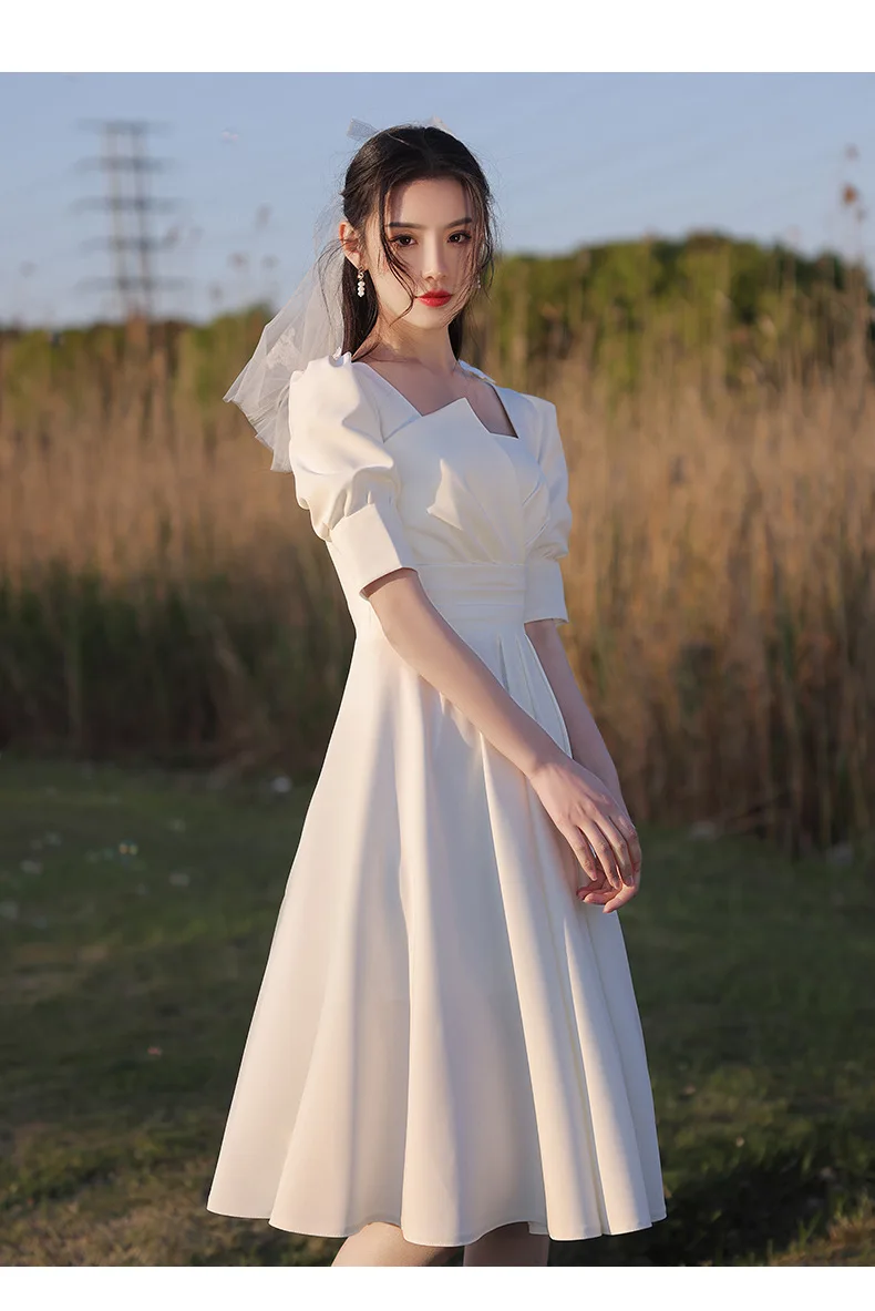 Платье подружки невесты средней длины, белое платье подружки невесты, Новинка лета 2024, платье для хора, сестер, может носить платье на каждый день
Платье подружки невесты средней длины, белое платье подружки невесты, Новинка лета 2024, платье для хора, сестер, может носить платье на каждый день