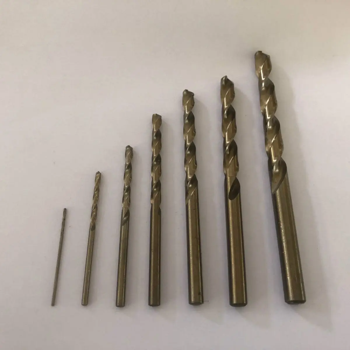 9 9.0 9.1 9.2 9.3 9.4 9.5 9.6 9.7 9.8 9.9 10mm HSS-CO M35 Cobalt Steel Straight Shank Twist Drill Bits For Stainless Steel
9 9.0 9.1 9.2 9.3 9.4 9.5 9.6 9.7 9.8 9.9 10mm HSS-CO M35 Cobalt Steel Straight Shank Twist Drill Bits For Stainless Steel