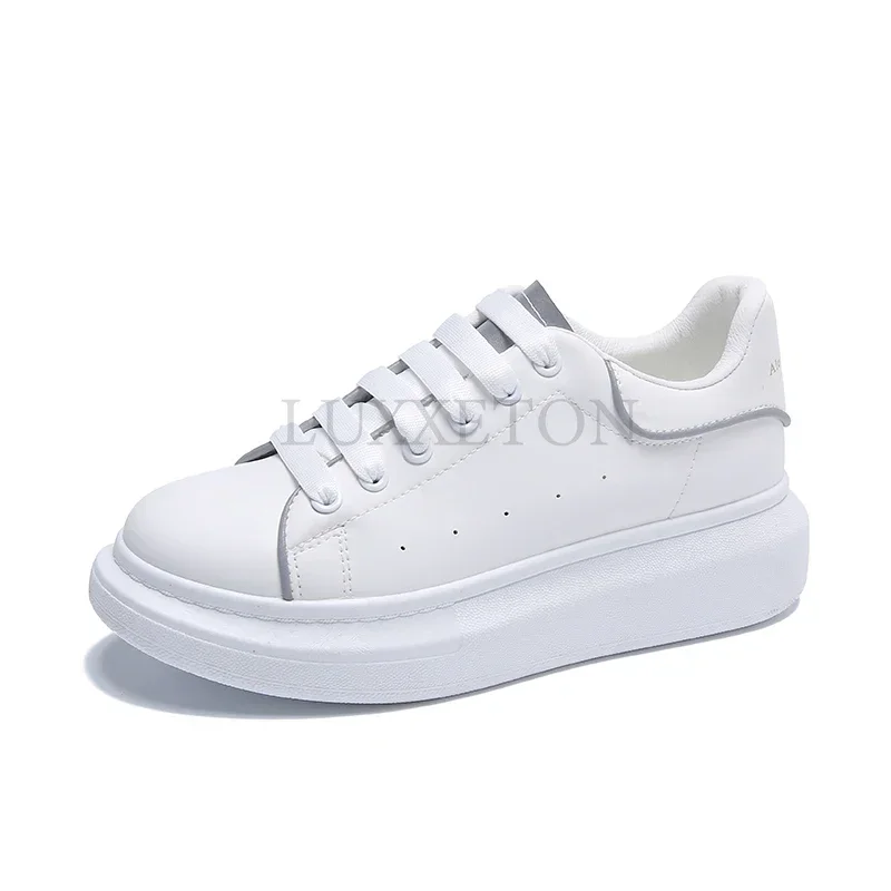 New Man Mens Shoes Thick Sole Increase Small White Shoes Leather Stitching Spring Autumn Daddy Trend Leisure Sports Light Shoes
New Man Mens Shoes Thick Sole Increase Small White Shoes Leather Stitching Spring Autumn Daddy Trend Leisure Sports Light Shoes