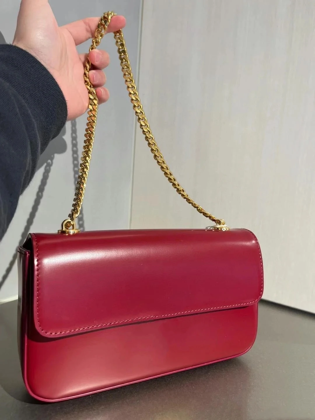 High Grade Metal Chain Baguette Bag Star Blogger's Same Underarm Bag Causal Retro Small Square Bag Light Luxury Red Wedding Bag
High Grade Metal Chain Baguette Bag Star Blogger's Same Underarm Bag Causal Retro Small Square Bag Light Luxury Red Wedding Bag
