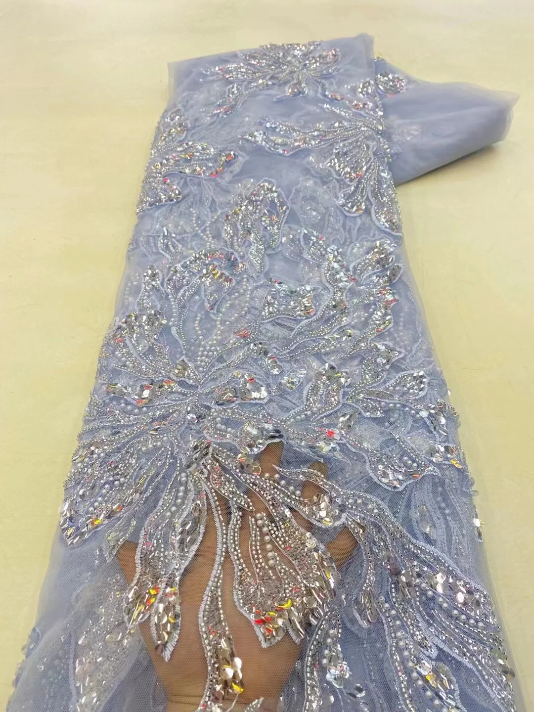 High Quality African Lace Fabric Cotton Swiss Voile Lace With Beads Nigerian Tulle Sequined Popular Dubai Style Sewing PL438-7
High Quality African Lace Fabric Cotton Swiss Voile Lace With Beads Nigerian Tulle Sequined Popular Dubai Style Sewing PL438-7
