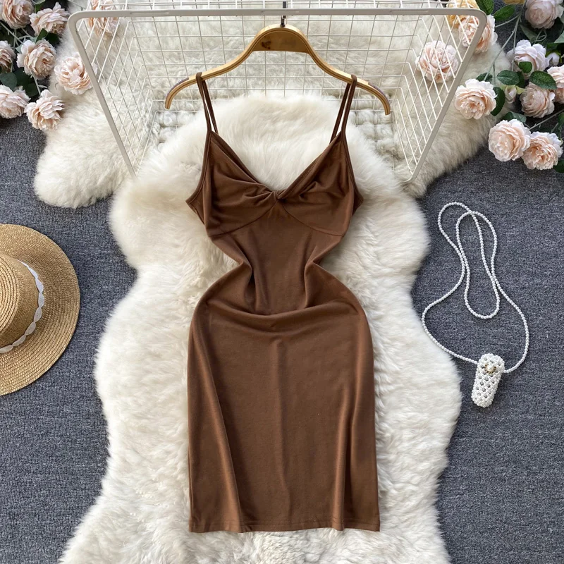 Summer Pure Desire Wind Sexy Hot Girl V-neck Mid-length Section Solid Color Skinny Package Hip Halter Dress
Summer Pure Desire Wind Sexy Hot Girl V-neck Mid-length Section Solid Color Skinny Package Hip Halter Dress