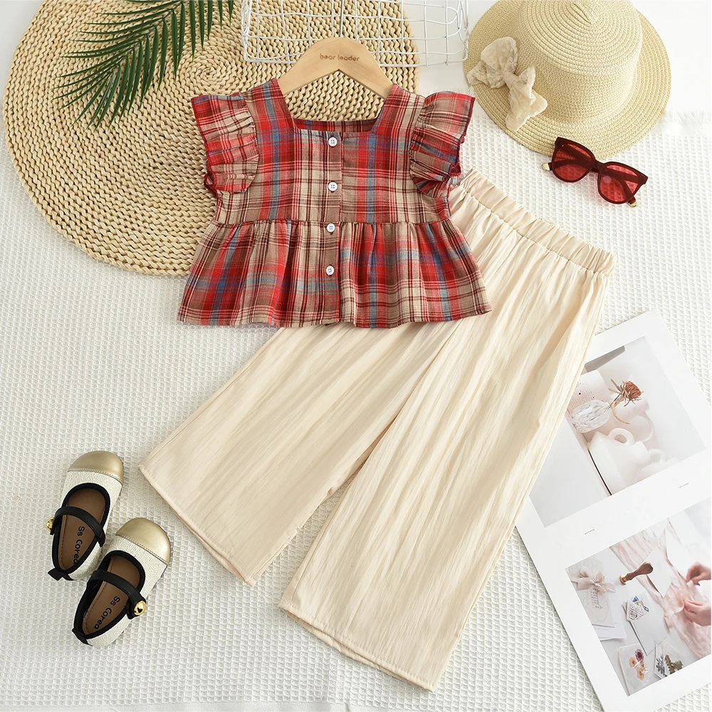 Bear Leader الصيف فتاة الوردي متقلب قصيرة الأكمام أعلى الصلبة بنطال ذو قصة أرجل واسعة قطعتين مجموعة لملابس كاجوال للأطفال Bear Leader الصيف فتاة الوردي متقلب قصيرة الأكمام أعلى الصلبة بنطال ذو قصة أرجل واسعة قطعتين مجموعة لملابس كاجوال للأطفال