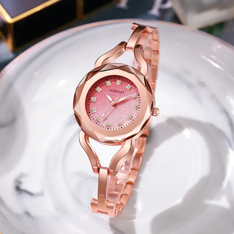 Famous Brand Woman Stainless Steel Watch Korean Bracelet Quartz Watches Fashion Casual Rose Gold Wristwatches Dropshipping
Famous Brand Woman Stainless Steel Watch Korean Bracelet Quartz Watches Fashion Casual Rose Gold Wristwatches Dropshipping
