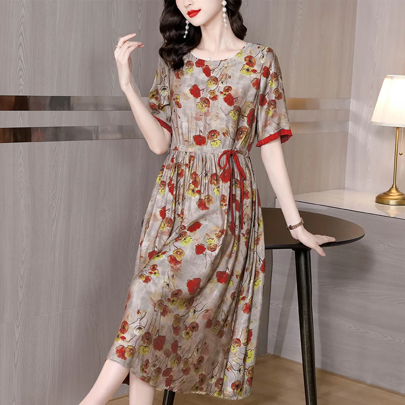 Women Floral Silk Ruffled Shrot Sleeve Midi Dress 2024 Korean Vintage Party Night Dress Summer Fashion Luxury Elegant Prom Dress
Women Floral Silk Ruffled Shrot Sleeve Midi Dress 2024 Korean Vintage Party Night Dress Summer Fashion Luxury Elegant Prom Dress