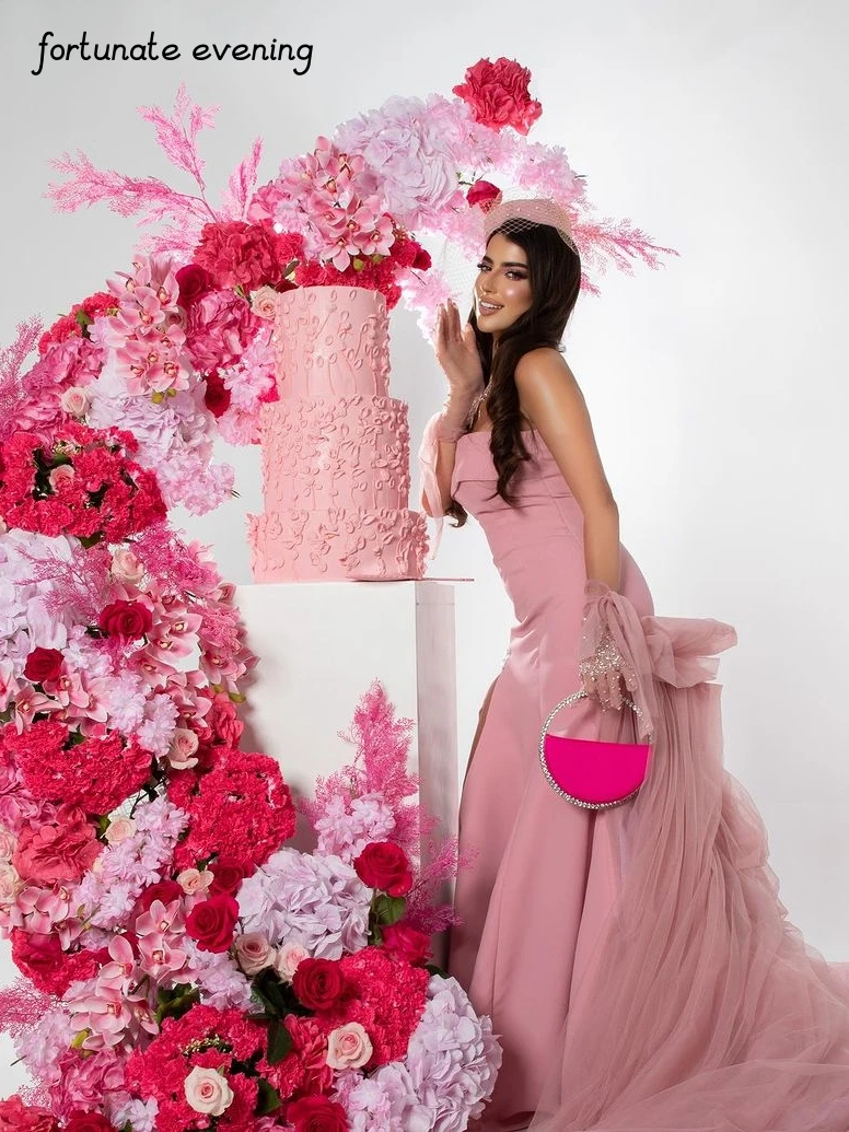 Fortunate Evening Elegant Vintage Sweet Pink Mermaid Crystal Beaded Gloves Formal Occasion Prom Dress Evening Party Gowns
Fortunate Evening Elegant Vintage Sweet Pink Mermaid Crystal Beaded Gloves Formal Occasion Prom Dress Evening Party Gowns