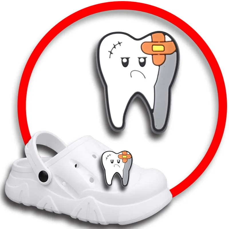 Упаковка булавок для Crocs шармы аксессуары для обуви стоматология зубы врач украшение джинсы женские сандалии Пряжка Детские сувениры мужские значки
Упаковка булавок для Crocs шармы аксессуары для обуви стоматология зубы врач украшение джинсы женские сандалии Пряжка Детские сувениры мужские значки