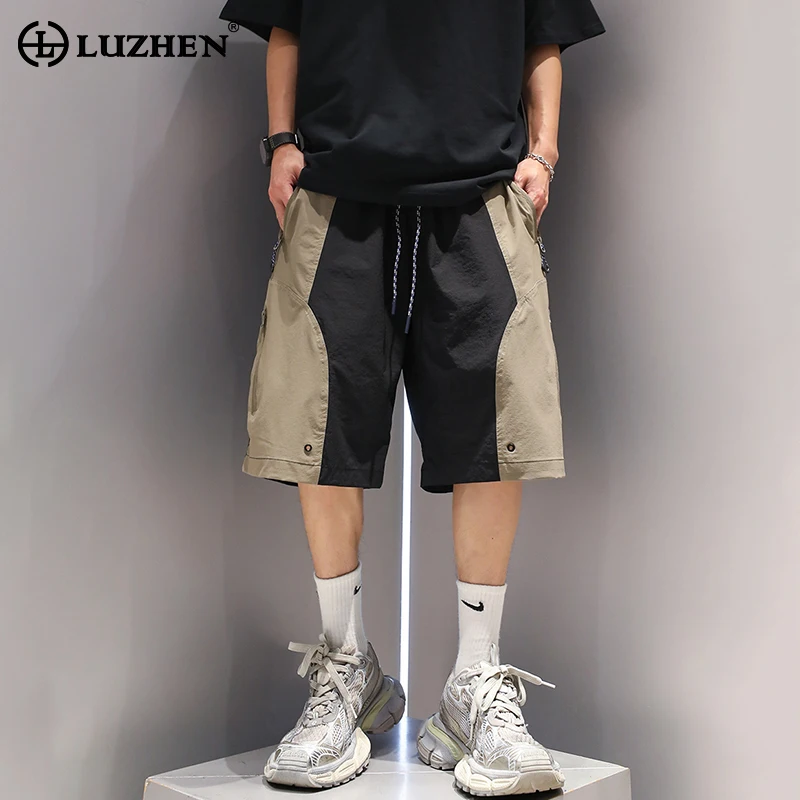 LUZHEN Модные Цветные контрастные Лоскутные Дизайнерские повседневные шорты для мужчин 2024 Летние Стильные оригинальные мешковатые пятиконечные брюки LZ4098
LUZHEN Модные Цветные контрастные Лоскутные Дизайнерские повседневные шорты для мужчин 2024 Летние Стильные оригинальные мешковатые пятиконечные брюки LZ4098