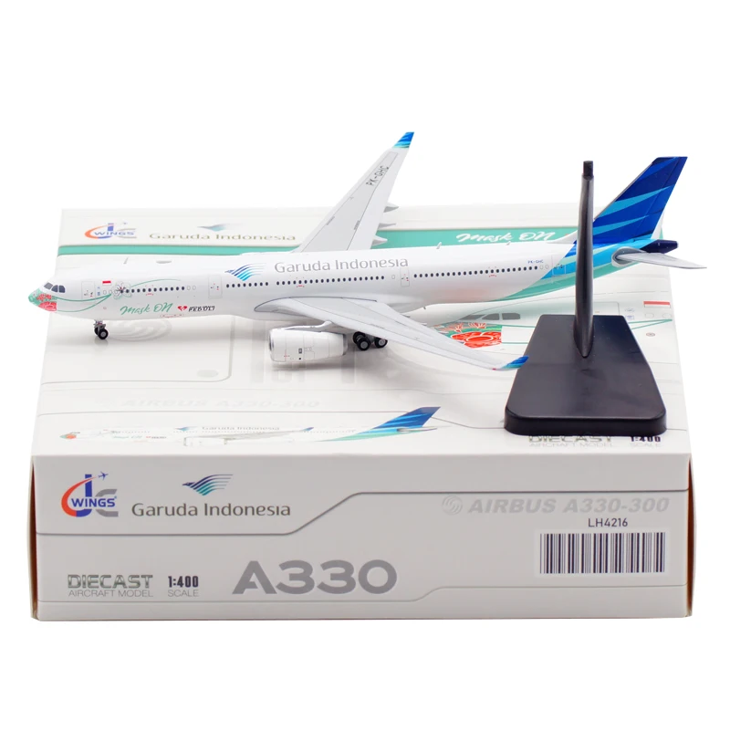 

Diecast 1:400 Scale Garuda Aviation A330-300 PK-GHC Alloy Aircraft Model Collection Souvenir Display Ornaments