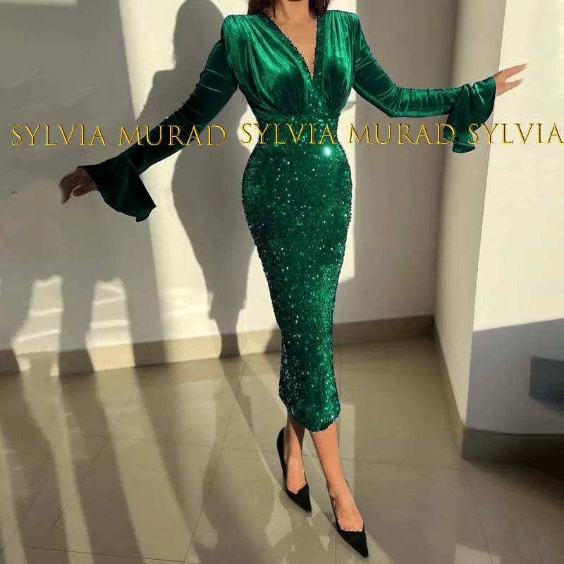 Stretchy Velvet Trumpet Evening Dress With Long Sleeves V Neck Tea Length Sequins Sheath Party Dresses
Stretchy Velvet Trumpet Evening Dress With Long Sleeves V Neck Tea Length Sequins Sheath Party Dresses
