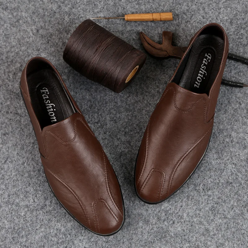 New Men Loafers Fashion Genuine Leather Shoes Casual Soft Comfortable Breathable Flats Lazy Shoes Men's Lightweigh Driving Shoes
New Men Loafers Fashion Genuine Leather Shoes Casual Soft Comfortable Breathable Flats Lazy Shoes Men's Lightweigh Driving Shoes