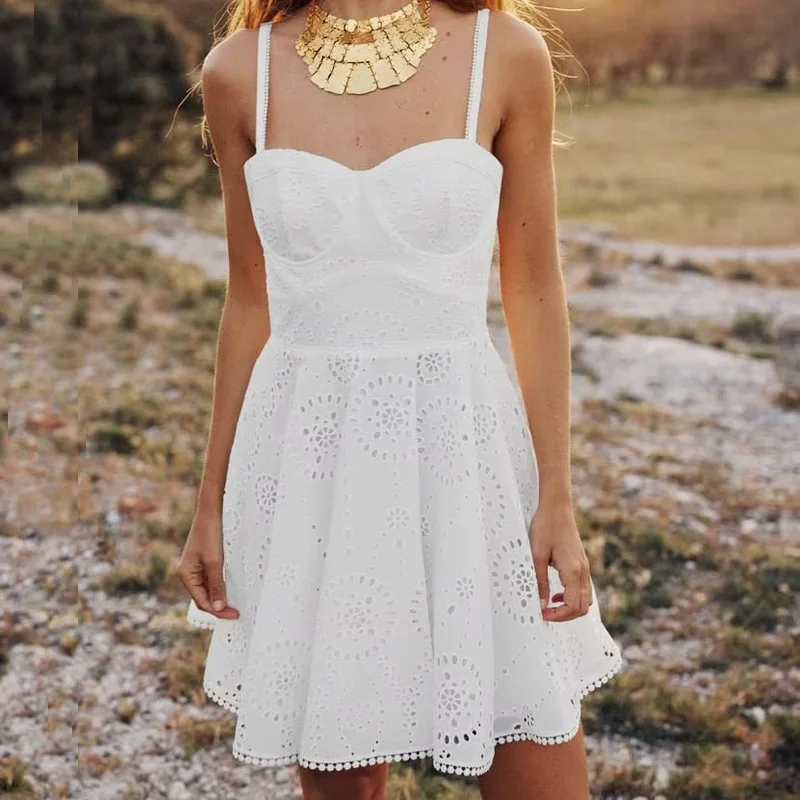 TEELYNN Vintage Cotton Floral Embroidery Lace Mini Dress Women Sexy Sleeveless Backless Party Strap Dresses Summer Boho Vestidos
TEELYNN Vintage Cotton Floral Embroidery Lace Mini Dress Women Sexy Sleeveless Backless Party Strap Dresses Summer Boho Vestidos