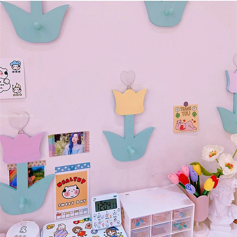 Girl's Heart with The Same Tulip Wooden Hook Dormitory Creative Decoration Clothes Wall Hanging Porch Key Chain Hanging
Girl's Heart with The Same Tulip Wooden Hook Dormitory Creative Decoration Clothes Wall Hanging Porch Key Chain Hanging