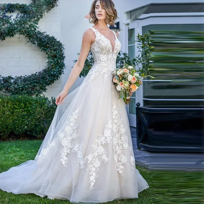 Elegant A Line Long Wedding Dresses Appliqued Open Back Long Boho Beach Bridal Gowns Sleeveless V-Neck Bride Wear New 2024
Elegant A Line Long Wedding Dresses Appliqued Open Back Long Boho Beach Bridal Gowns Sleeveless V-Neck Bride Wear New 2024