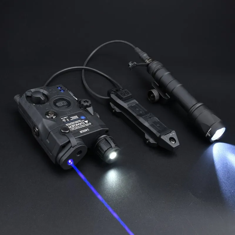 

WADSN Tactical PEQ 15 LA5 Green Blue Red Dot Laser with IR Illuminator PEQ Airsoft Pressure Switch M600 Flashlight Strobe