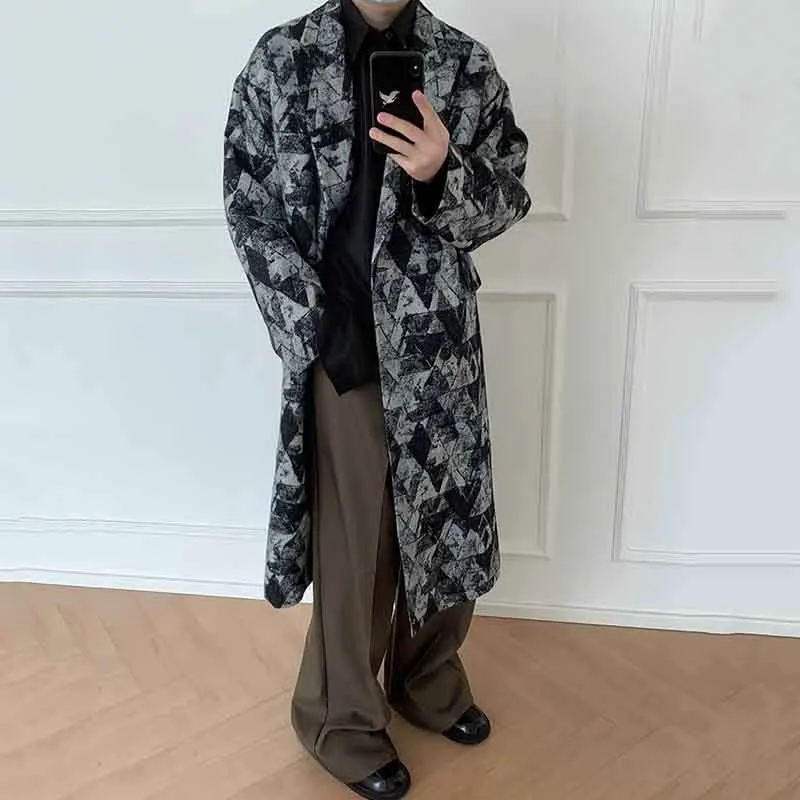 SYUHGFA Men Trench Coat Graffiti Printing Long Overcoat Niche Design Black White Mid Length Windbreaker Fashion Korean Style
SYUHGFA Men Trench Coat Graffiti Printing Long Overcoat Niche Design Black White Mid Length Windbreaker Fashion Korean Style