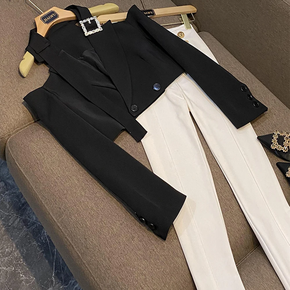 Rhinestone Button Out Of Shoulder Sexy Casual Fashion Long Sleeve Women Black Short Blazer Solid Color Coat
Rhinestone Button Out Of Shoulder Sexy Casual Fashion Long Sleeve Women Black Short Blazer Solid Color Coat