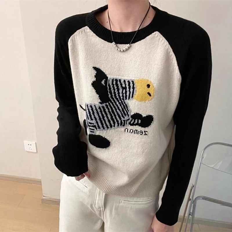 Korean Fashion Zebra Embroidery Sweaters for Women Loose O-neck Gray Knitted Coat Long Sleeve Jumper Pullover Winter Streetwear
Korean Fashion Zebra Embroidery Sweaters for Women Loose O-neck Gray Knitted Coat Long Sleeve Jumper Pullover Winter Streetwear