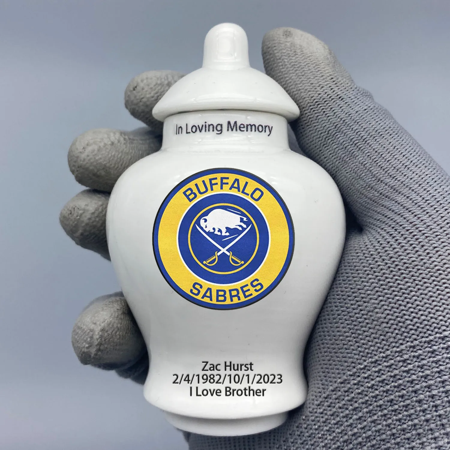 

Mini Urn for Buffalo Sabres-Hockey themed customize Urn.Send me the name/date you want to appear on the urn by Remarks Message