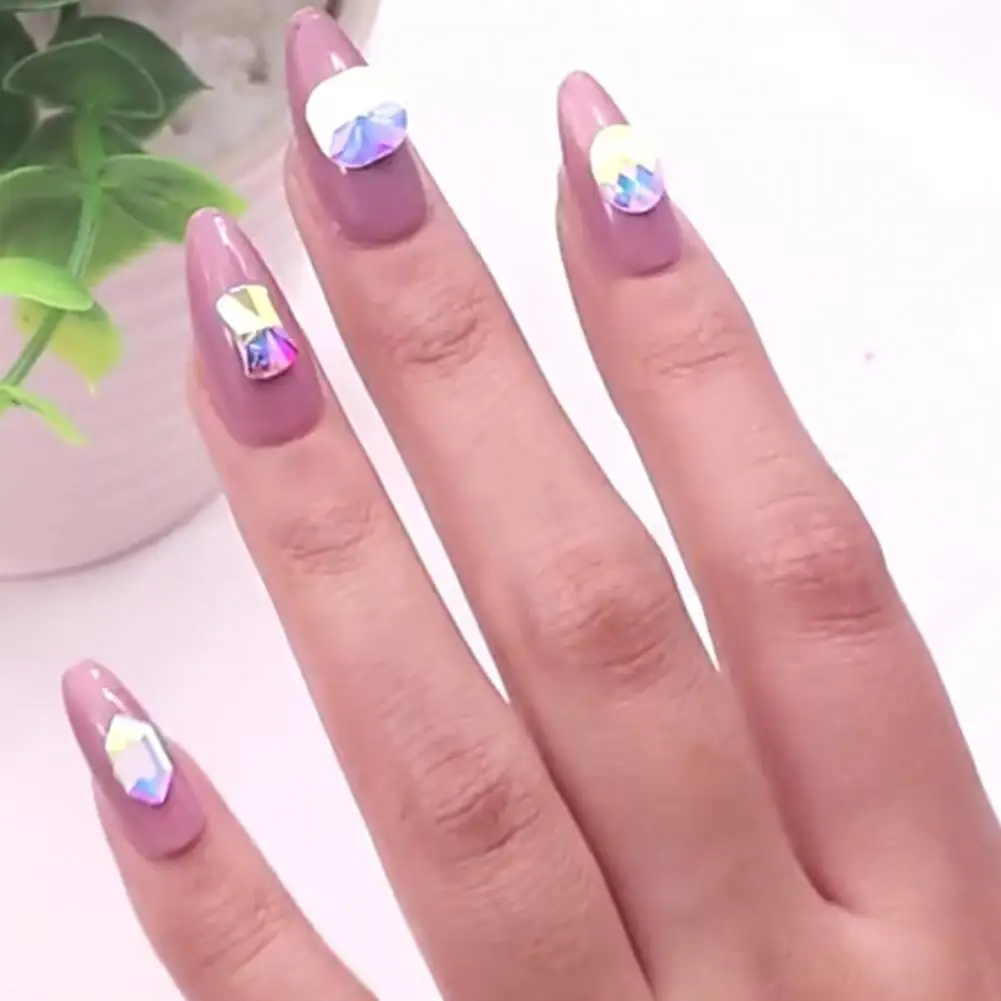 100Pcs/Bag Nail Art Sticker Lovely Exquisite Rhinestone DIY Nail Decal Decoration for Personal
100Pcs/Bag Nail Art Sticker Lovely Exquisite Rhinestone DIY Nail Decal Decoration for Personal