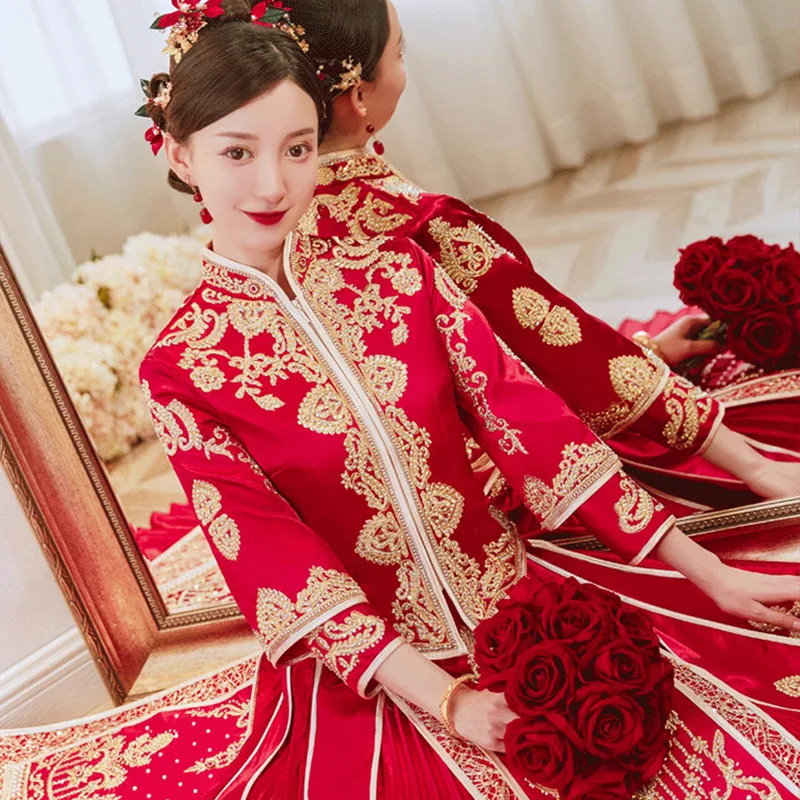 Women Sequins Beading Wedding Dress Traditional Rhinestone Toast Clothing Bride Chinese Style Ceremony Costume
Women Sequins Beading Wedding Dress Traditional Rhinestone Toast Clothing Bride Chinese Style Ceremony Costume