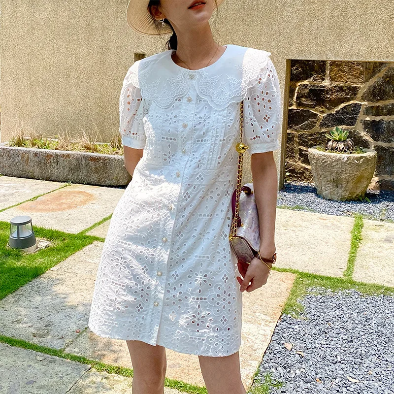 

Вышитое белое платье для отпуска, Повседневное платье из искусственной кожи на пуговицах спереди, вязаное крючком, новинка 2024, женская одежда