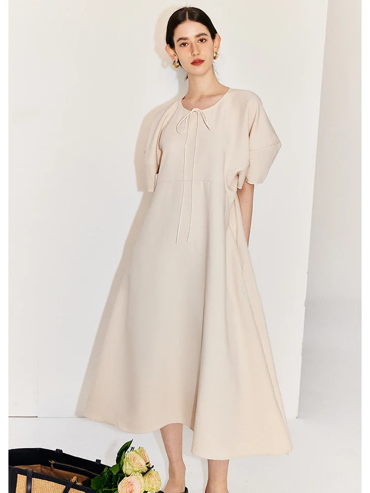niche design daily single fabric 23 summer new round neck tie up lantern sleeve A-line dress
niche design daily single fabric 23 summer new round neck tie up lantern sleeve A-line dress