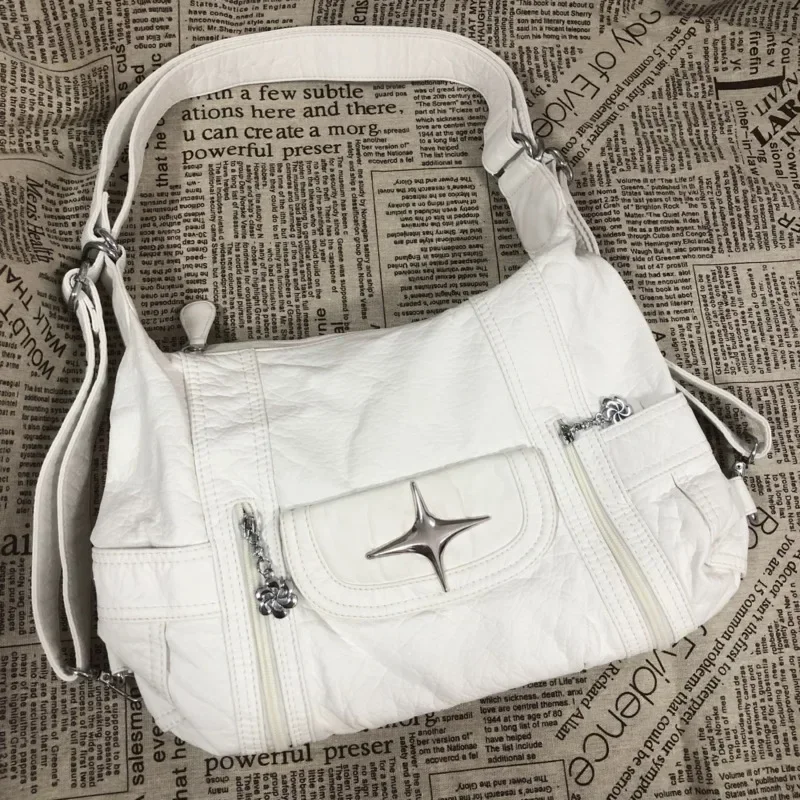 Soft Leather Versatile Large Capacity Tote Bag Star Classic Shoulder Bags Y2k Korean Casual Crossbody Bag Versatile Student Bags
Soft Leather Versatile Large Capacity Tote Bag Star Classic Shoulder Bags Y2k Korean Casual Crossbody Bag Versatile Student Bags