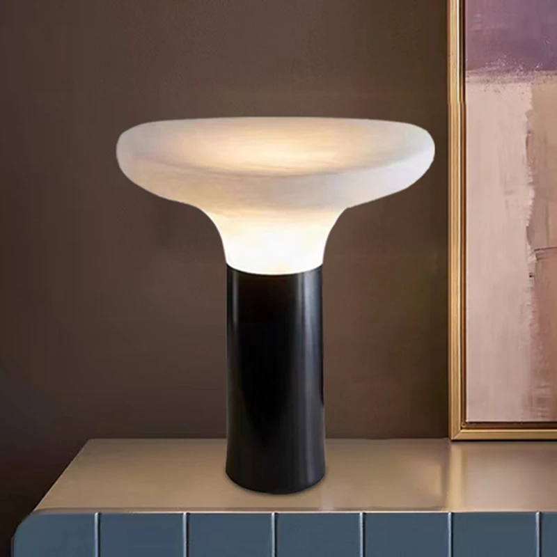 Post-modern minimalist LED table lamp black Scandinavian sample room living room bedroom bedside resin art table lamp
Post-modern minimalist LED table lamp black Scandinavian sample room living room bedroom bedside resin art table lamp