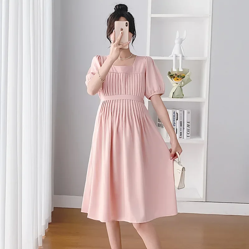 Summer Maternity Dress 2024 New Chiffon Puff Sleeve Dress for Pregnant Women Fashion Slim Pleated Waist Hot Mom Clothes
Summer Maternity Dress 2024 New Chiffon Puff Sleeve Dress for Pregnant Women Fashion Slim Pleated Waist Hot Mom Clothes