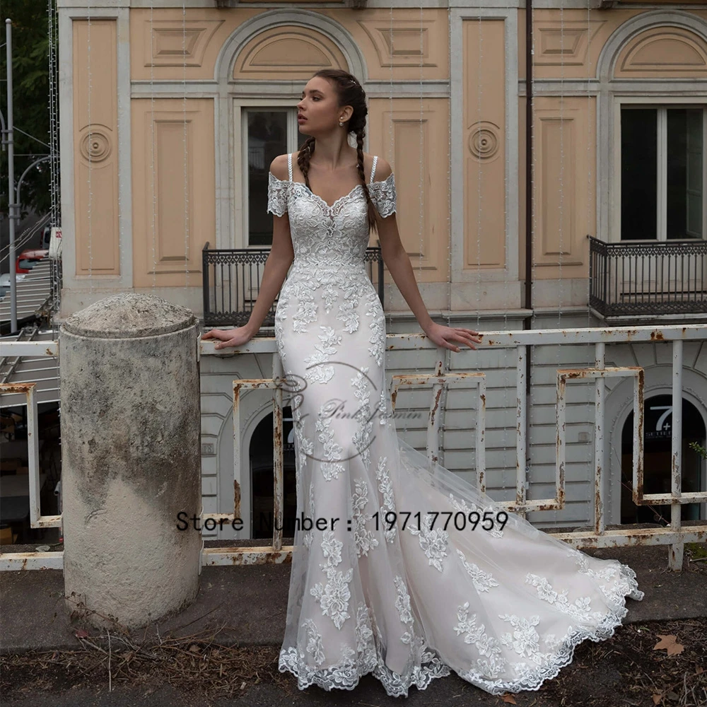 

Женское свадебное платье с юбкой-годе, роскошное кружевное платье на тонких бретельках с открытыми плечами и V-образным вырезом, свадебное платье со шлейфом и открытой спиной