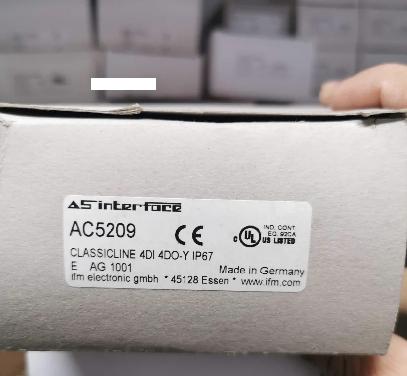 New original IFM AC5209 module
New original IFM AC5209 module