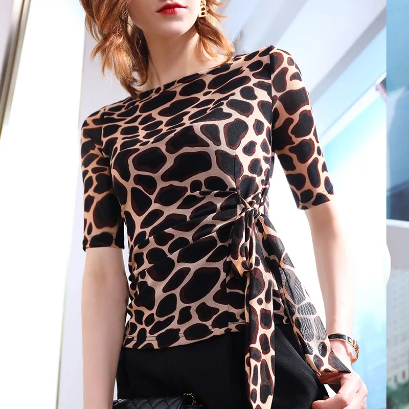 Женская футболка, европейская рубашка, эластичный облегающий Топ Y2k (S-3XL), Новинка осени 2023, сексуальный леопардовый принт на бретельках, с короткими рукавами
Женская футболка, европейская рубашка, эластичный облегающий Топ Y2k (S-3XL), Новинка осени 2023, сексуальный леопардовый принт на бретельках, с короткими рукавами