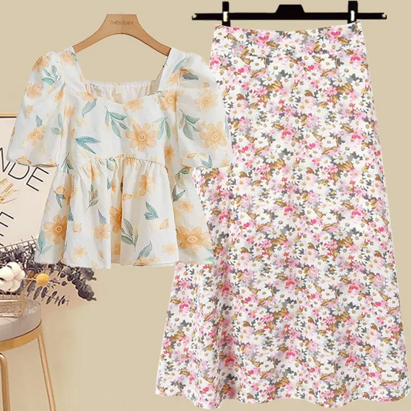 Y2K Crop Tops Short Sleeve Long Dress Set for Women Summer Fashion Two Pieces Skirt Beach Style Floral Print Sets
Y2K Crop Tops Short Sleeve Long Dress Set for Women Summer Fashion Two Pieces Skirt Beach Style Floral Print Sets