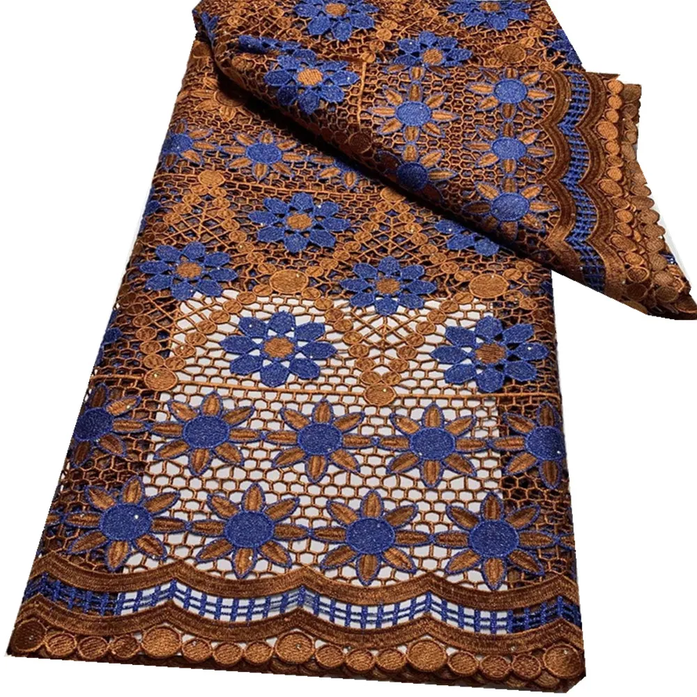 Familiar 2022 High Quality African Lace Fabric Guipure Cord Lace With Stones Water Soluble For Festival Dress Material DF21702
Familiar 2022 High Quality African Lace Fabric Guipure Cord Lace With Stones Water Soluble For Festival Dress Material DF21702