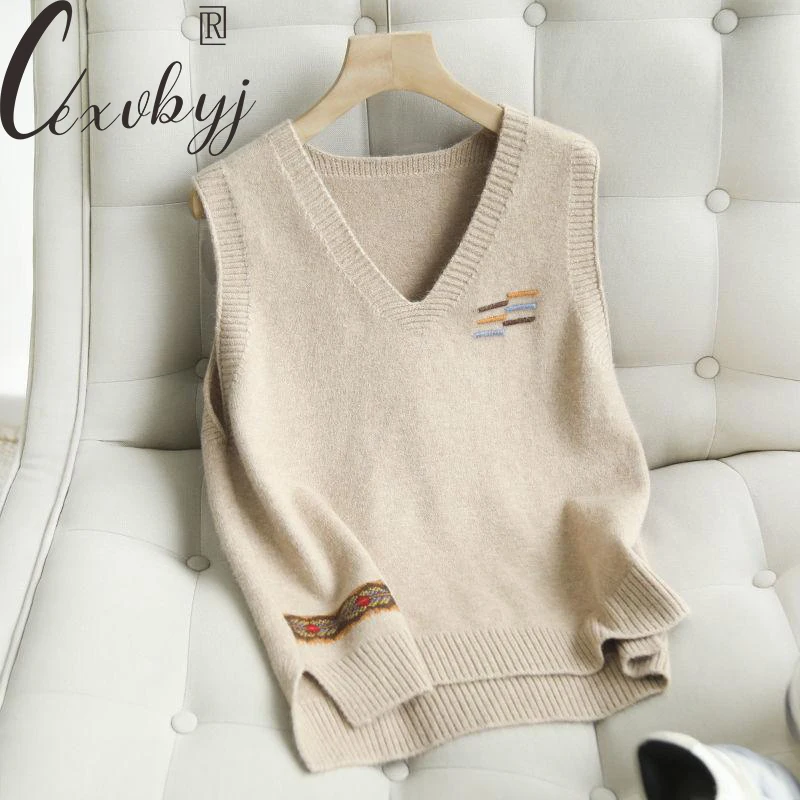 Casual Sleeveless Knitted Vest Women Korean Fashion V-Neck Knitwear Pullover All-Match Autumn Winter Loose Sweater Top 7 Colors
Casual Sleeveless Knitted Vest Women Korean Fashion V-Neck Knitwear Pullover All-Match Autumn Winter Loose Sweater Top 7 Colors