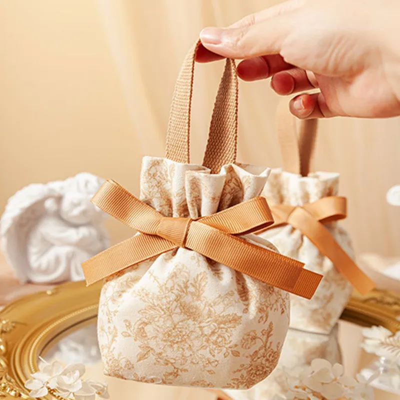 5/1pcs Christmas Packaging Canvas Bag Candy Dragee Flower Drawstring Gift Bag Party DIY Decoration Wedding Favors for Guests
5/1pcs Christmas Packaging Canvas Bag Candy Dragee Flower Drawstring Gift Bag Party DIY Decoration Wedding Favors for Guests