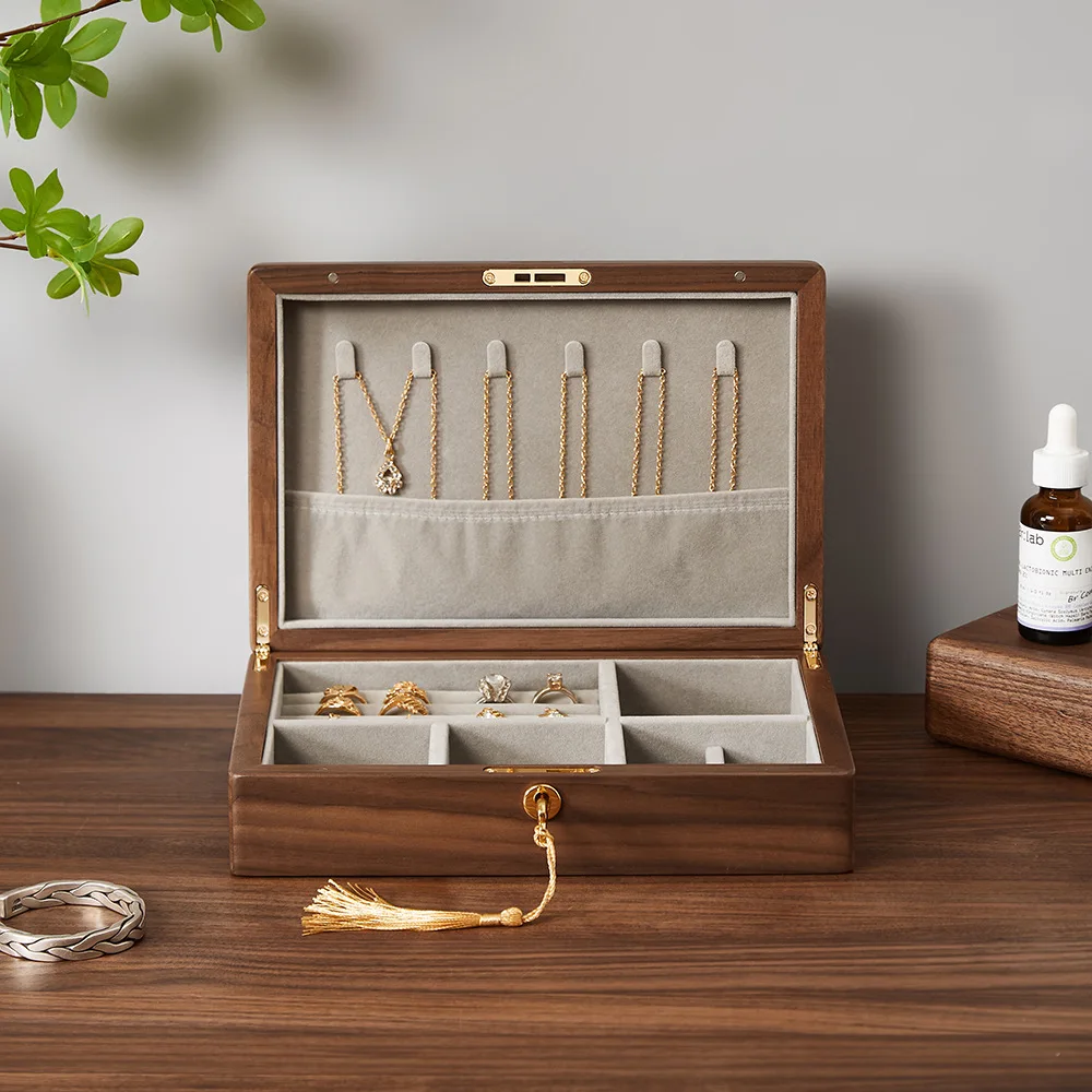 Wooden jewelry box multi-function box black walnut ring box retro solid wood lock necklace box log
Wooden jewelry box multi-function box black walnut ring box retro solid wood lock necklace box log